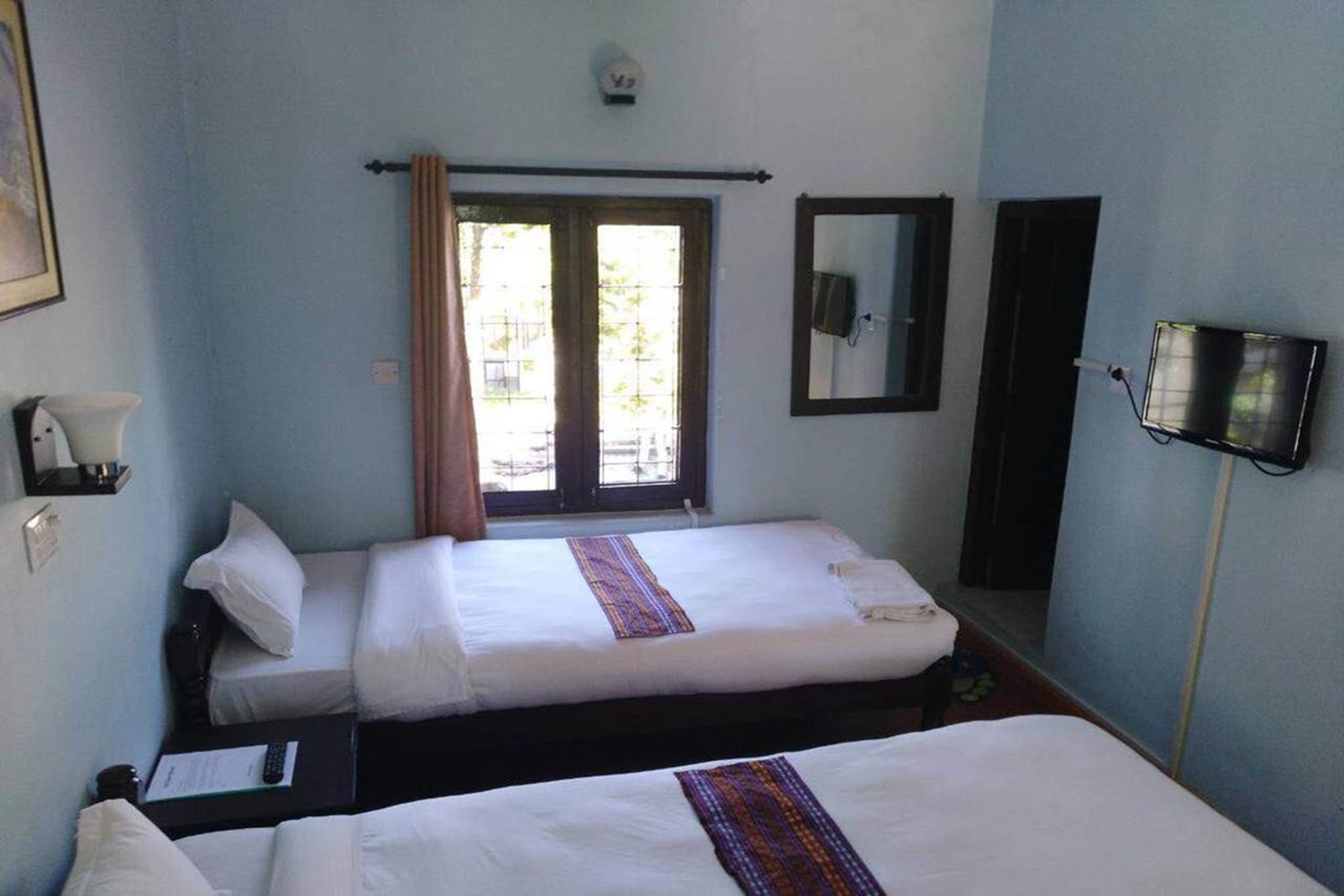Yeti Guest House Pokhara Exterior photo